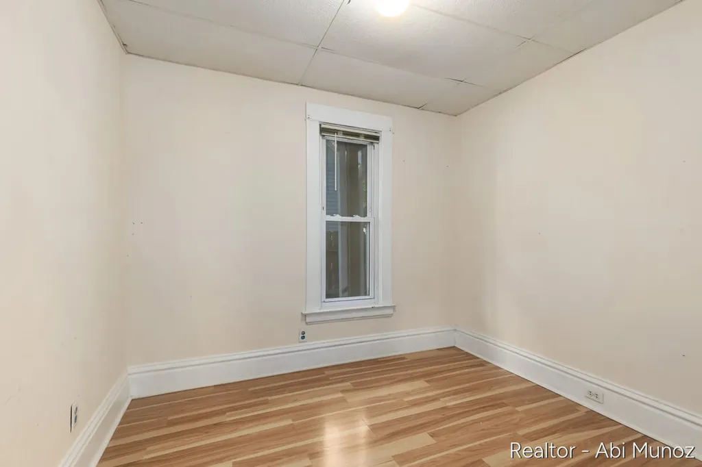 2029 Arnold Avenue SW Wyoming City MI 49509