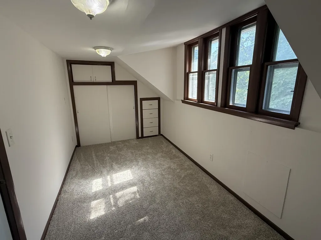 2074 Prospect Avenue NE Grand Rapids City MI 49505