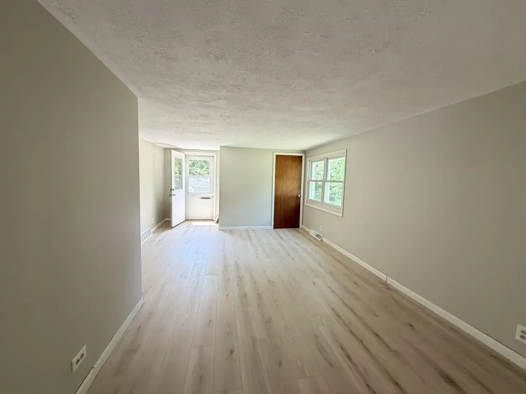 391 N Briggs Road Yankee Springs Township MI 49333