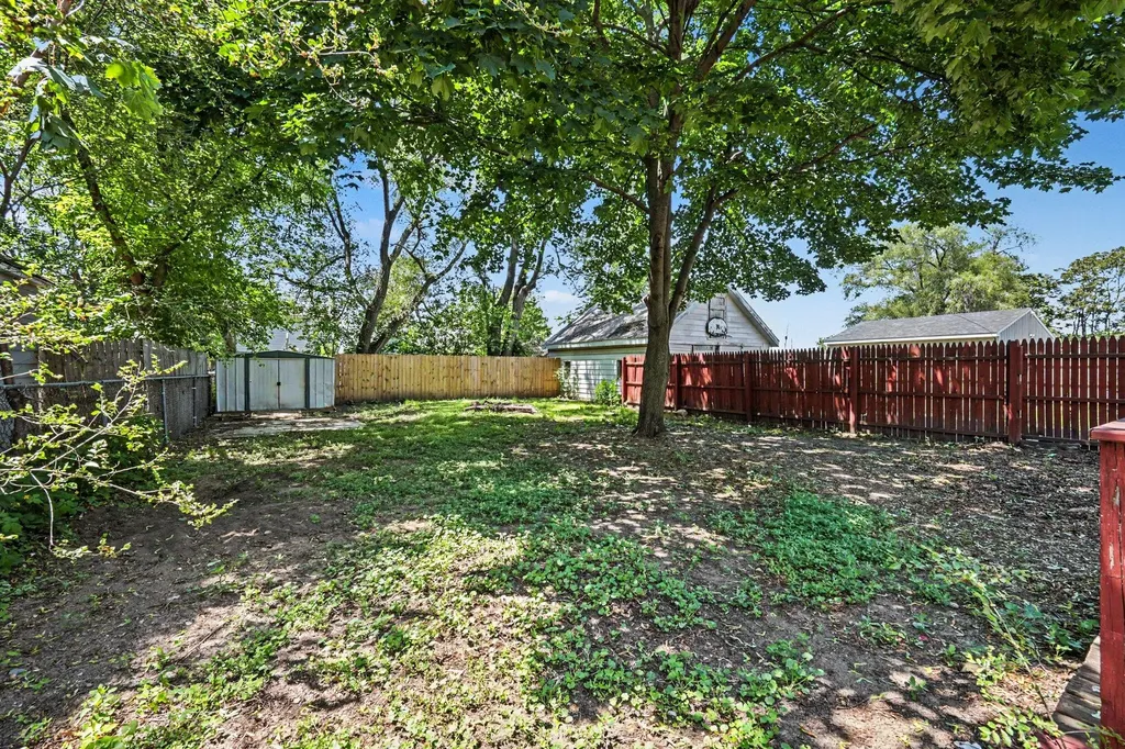 2841 Longstreet Avenue SW Wyoming City MI 49509