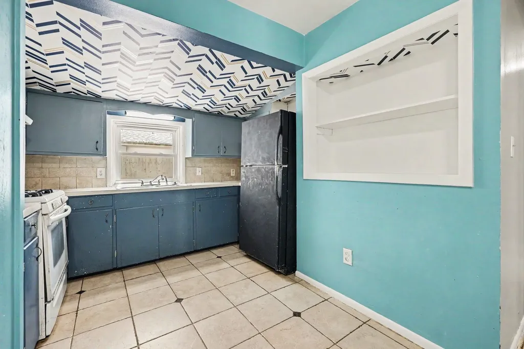 2841 Longstreet Avenue SW Wyoming City MI 49509