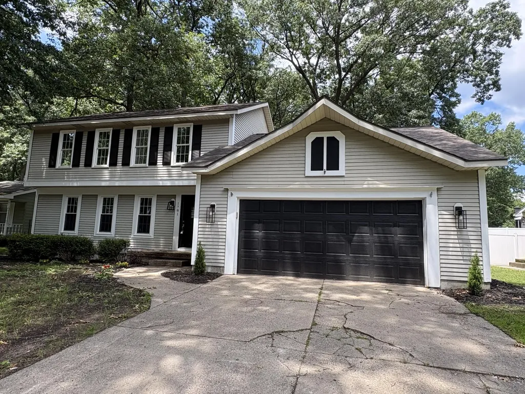 1781 Pinnacle Drive SW Wyoming City MI 49519