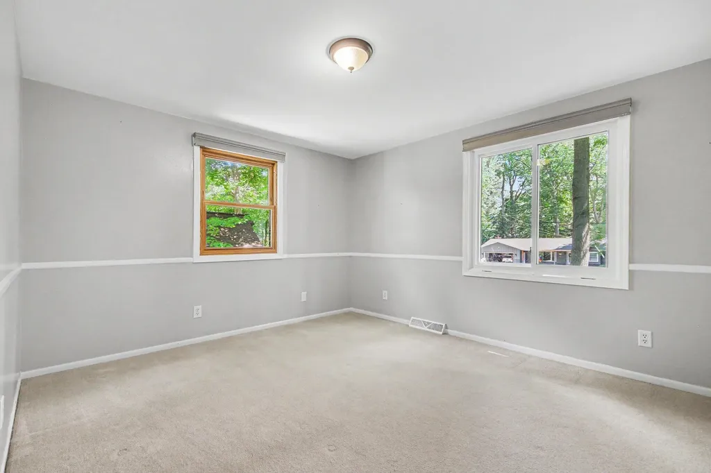 1365 Seminole Drive Park Township MI 49424