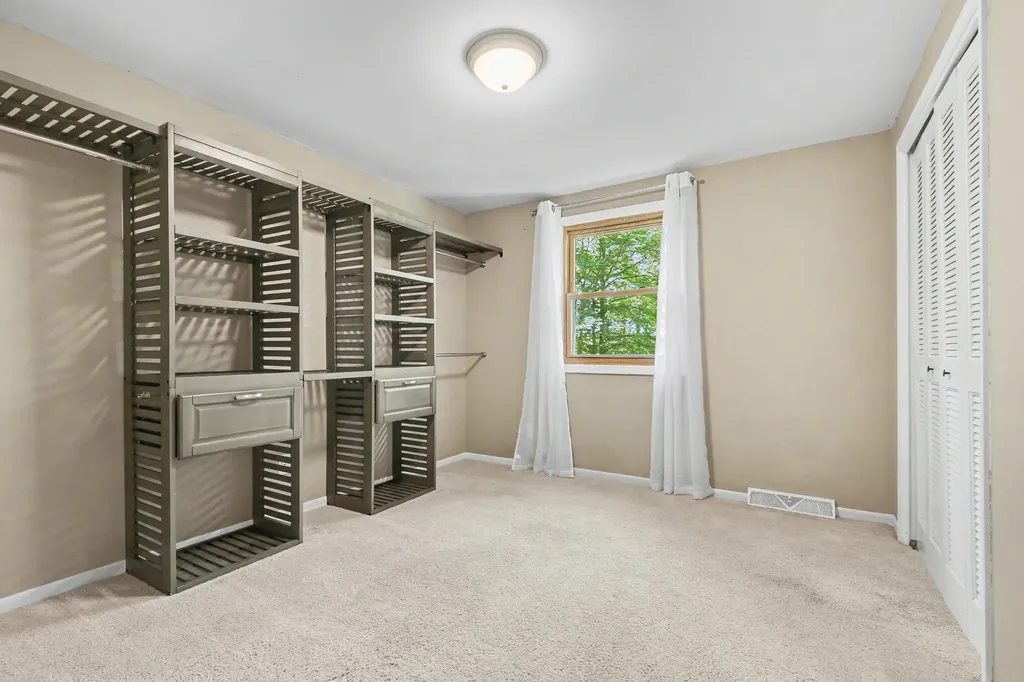 1365 Seminole Drive Park Township MI 49424