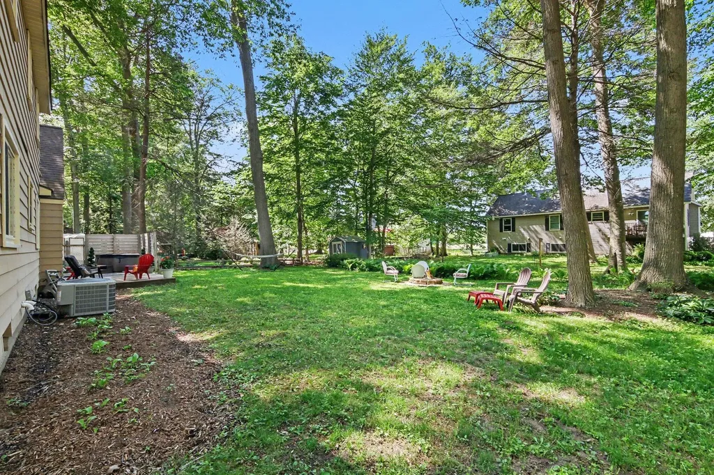 1365 Seminole Drive Park Township MI 49424