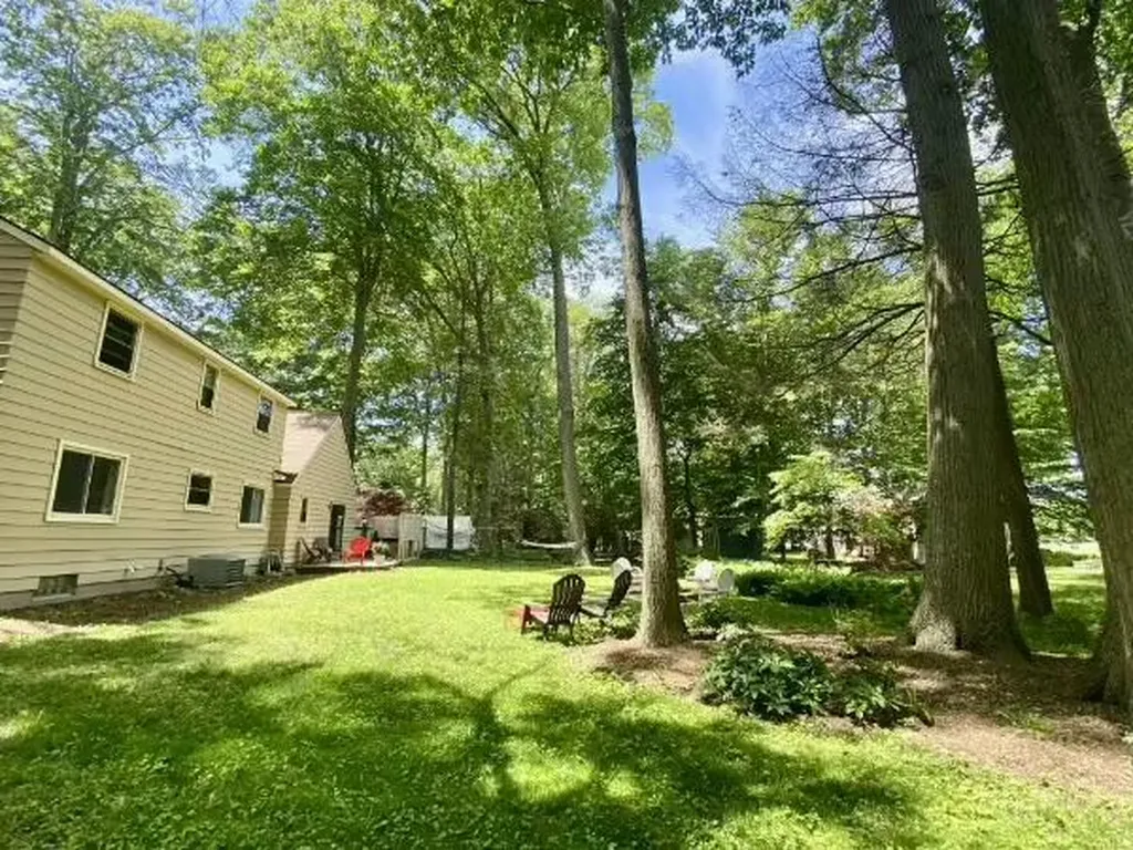 1365 Seminole Drive Park Township MI 49424