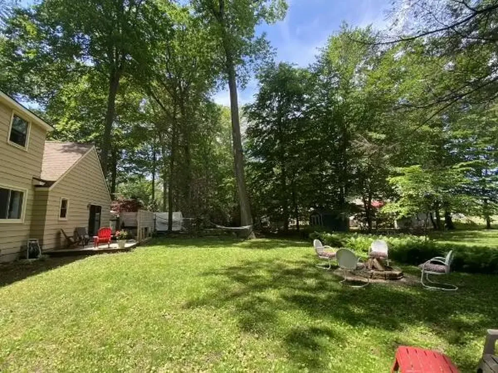 1365 Seminole Drive Park Township MI 49424