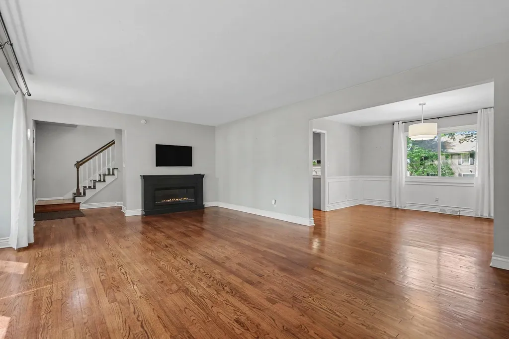 1365 Seminole Drive Park Township MI 49424