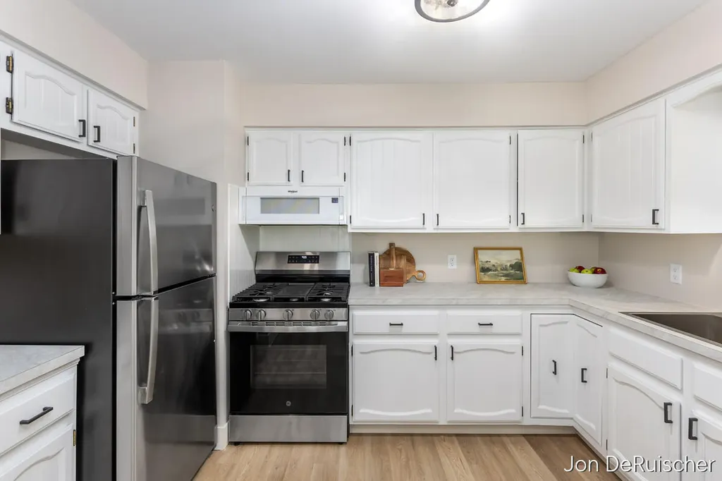 990 72nd Street SE Gaines Charter Township MI 49508