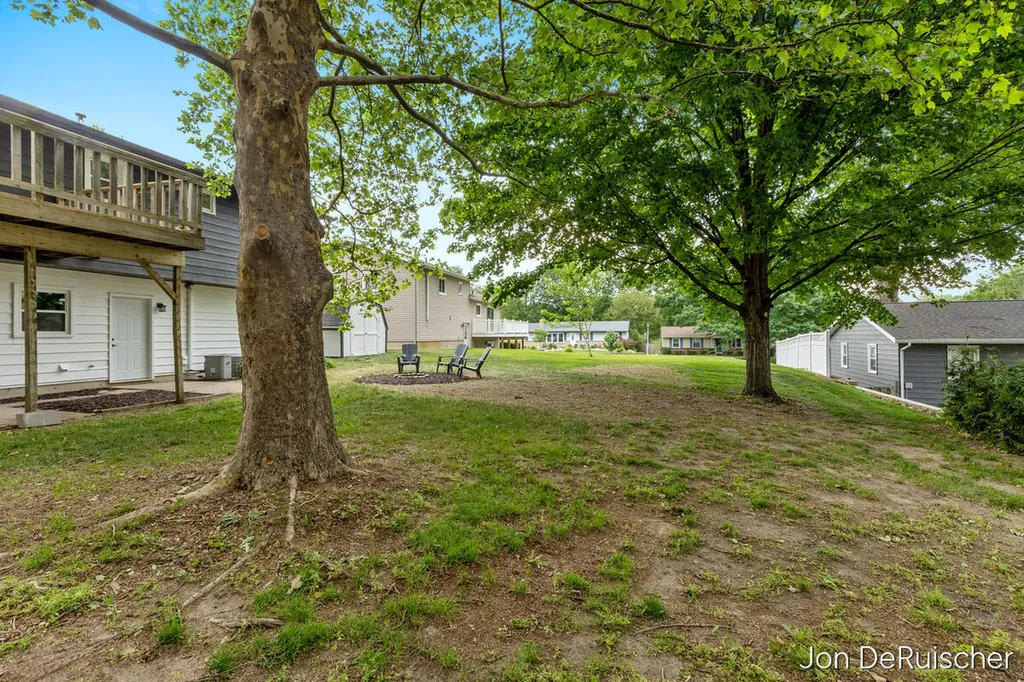 990 72nd Street SE Gaines Charter Township MI 49508