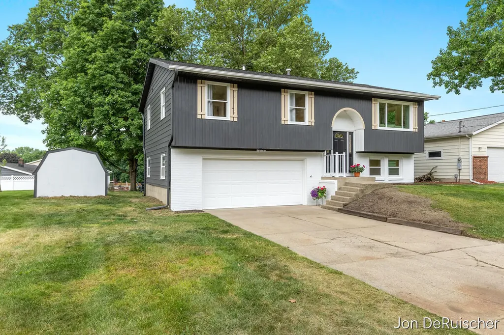 990 72nd Street SE Gaines Charter Township MI 49508