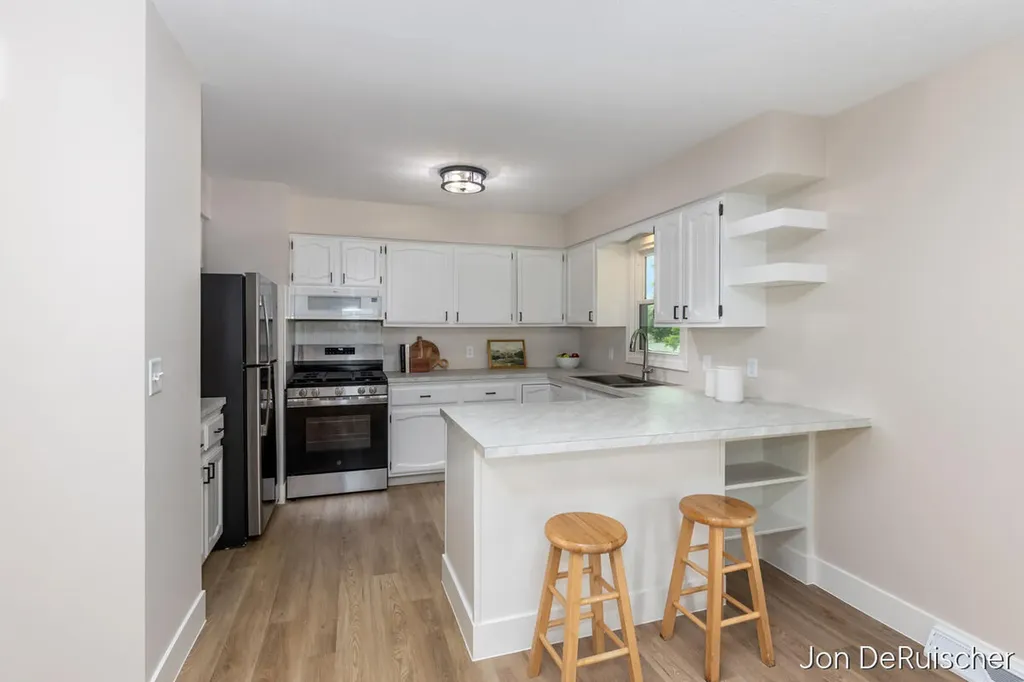 990 72nd Street SE Gaines Charter Township MI 49508