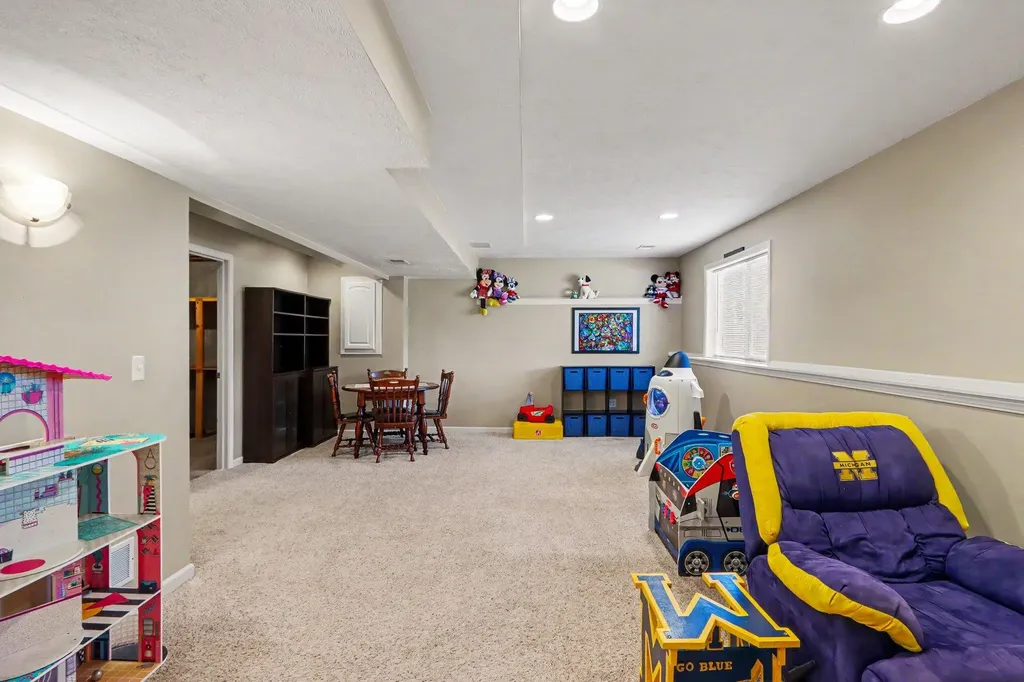 1073 Barnwood Drive Leighton Township MI 49348