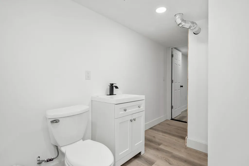 301 Lemyra Street SE Wyoming City MI 49548