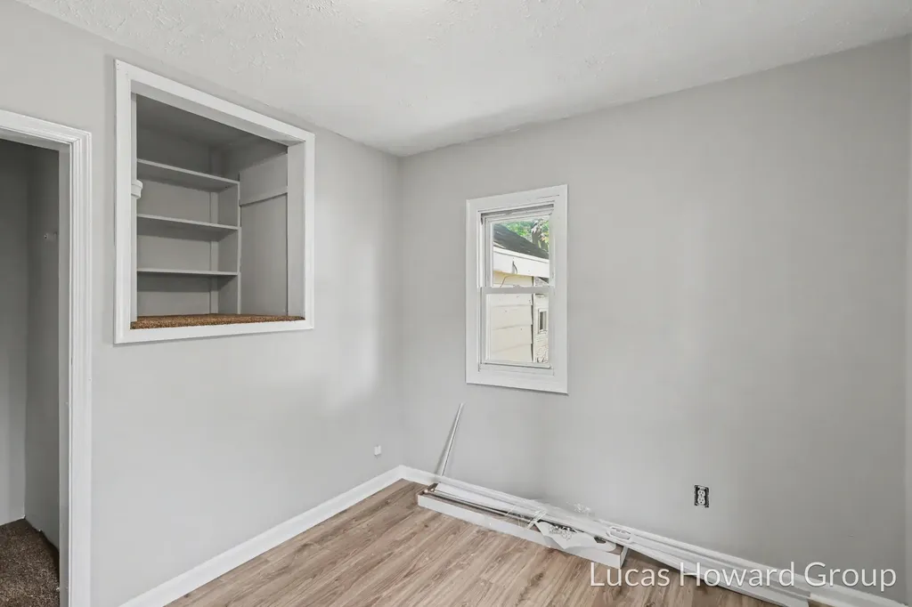 29 Shellenberger Avenue Battle Creek City MI 49037