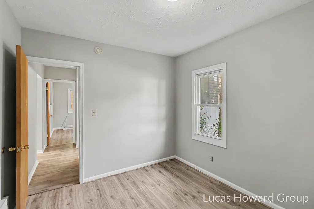 29 Shellenberger Avenue Battle Creek City MI 49037