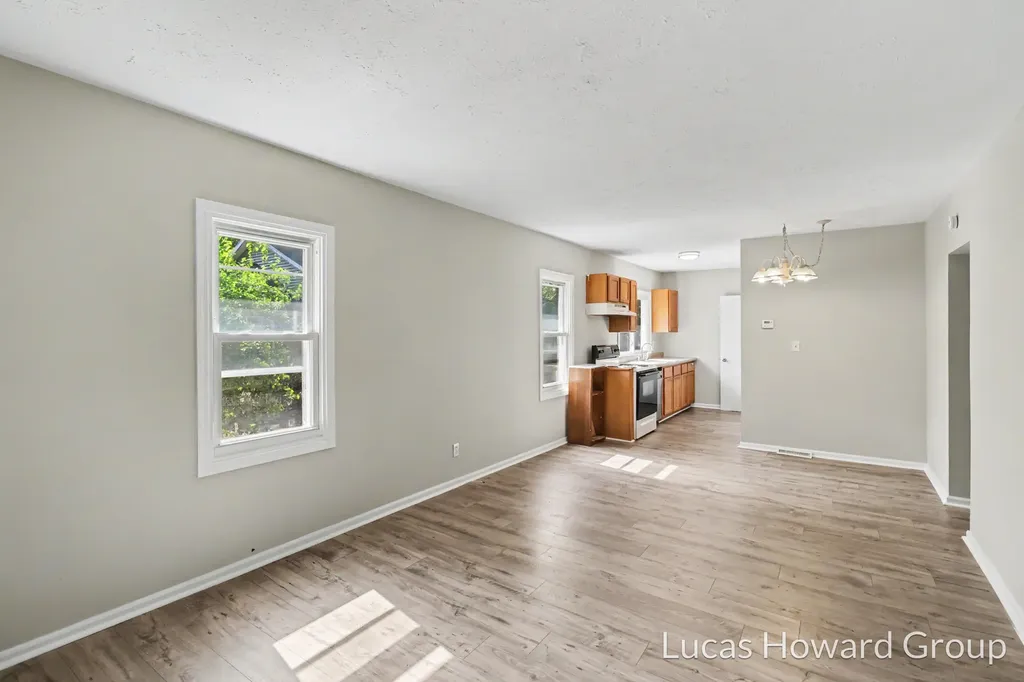 29 Shellenberger Avenue Battle Creek City MI 49037