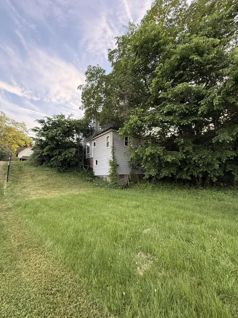 226 Monroe Street Allegan City MI 49010