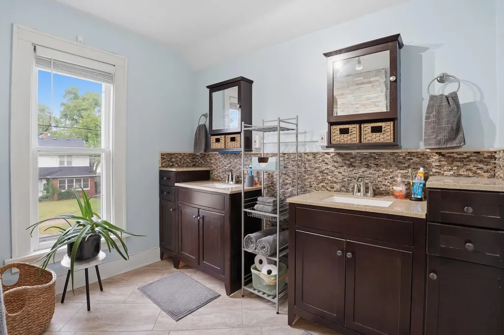 1143 Hazen Street SE Grand Rapids City MI 49507
