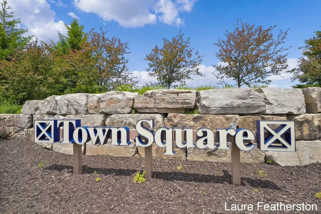 6648 S Square Lane NE Cannon Township MI 49341