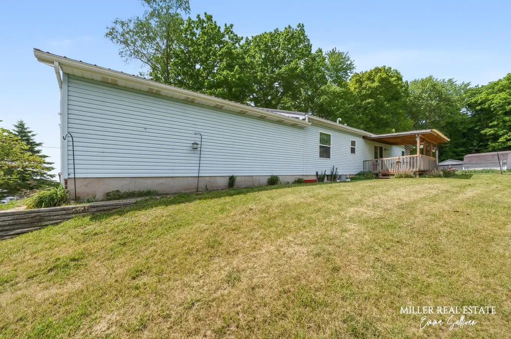 505 Molly Drive Hastings Charter Township MI 49058