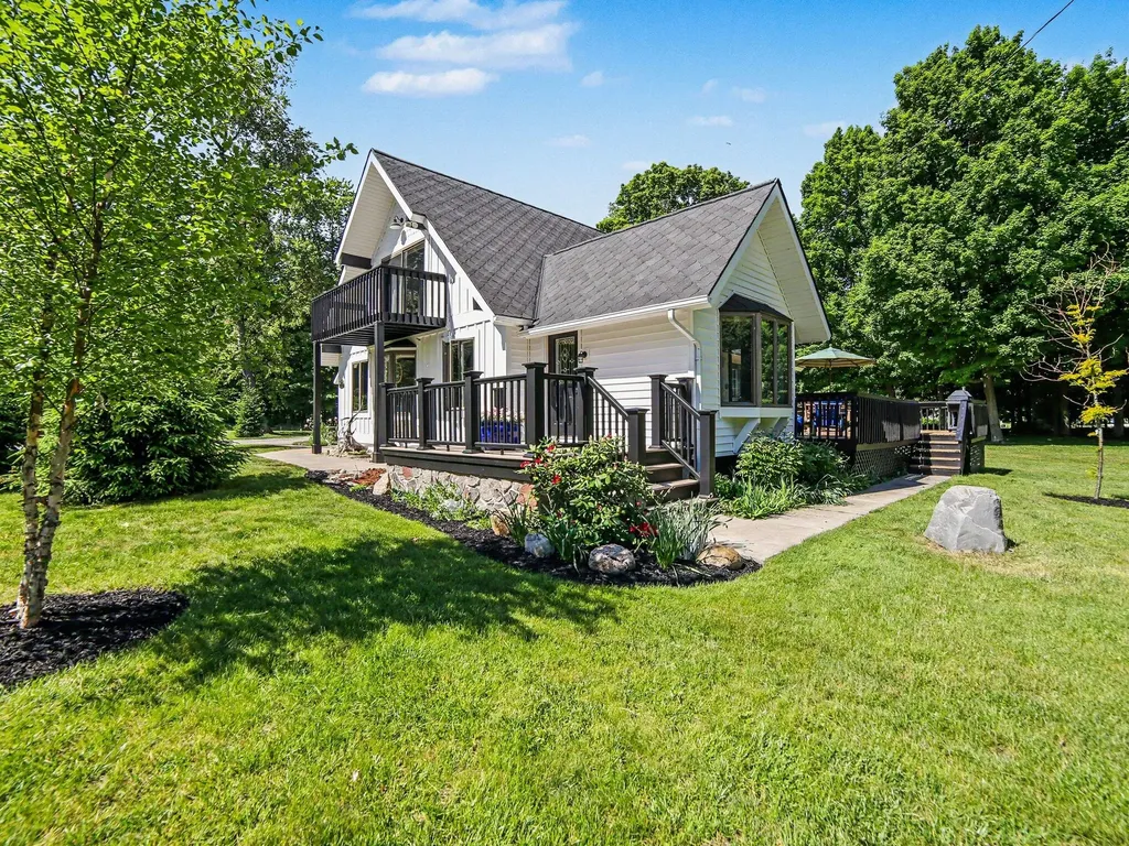 7452 Leonard Avenue Onekama Township MI 49675