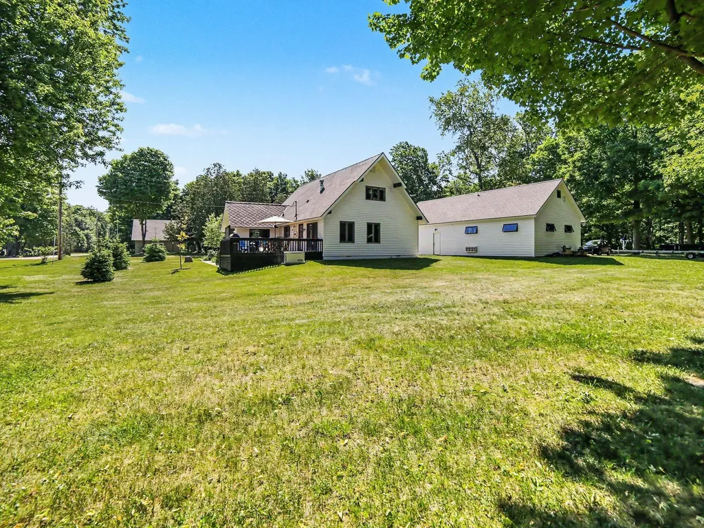 7452 Leonard Avenue Onekama Township MI 49675