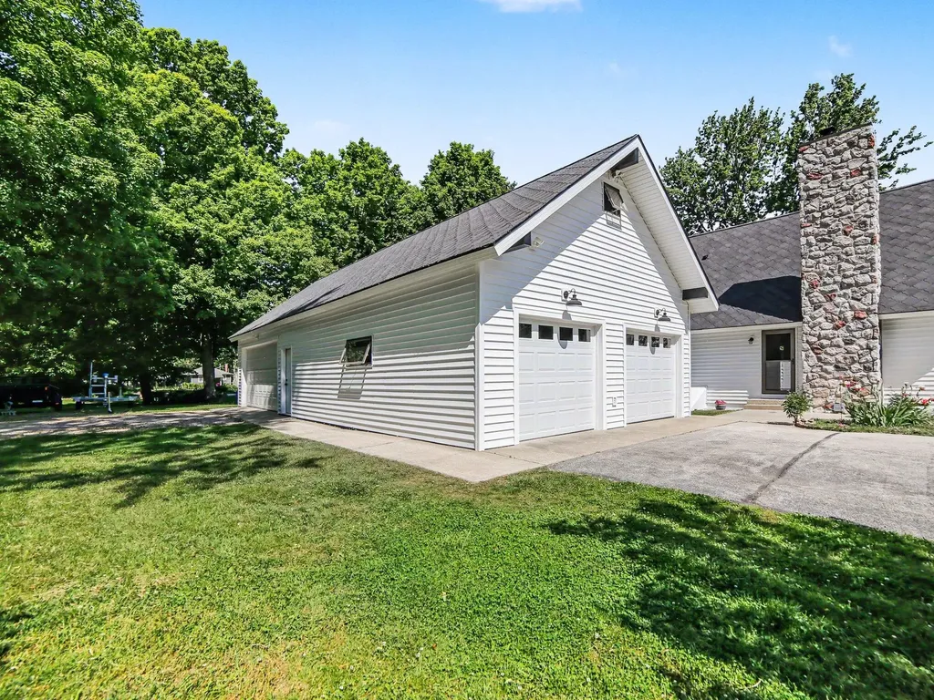 7452 Leonard Avenue Onekama Township MI 49675