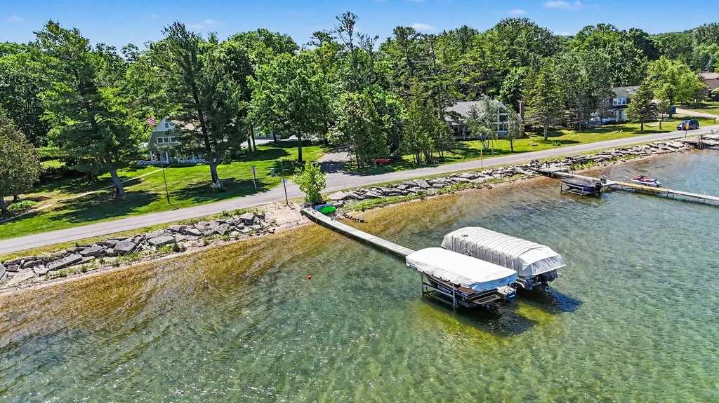 7452 Leonard Avenue Onekama Township MI 49675