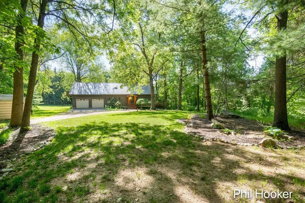 996 Prairie Creek Road Ionia Township MI 48846