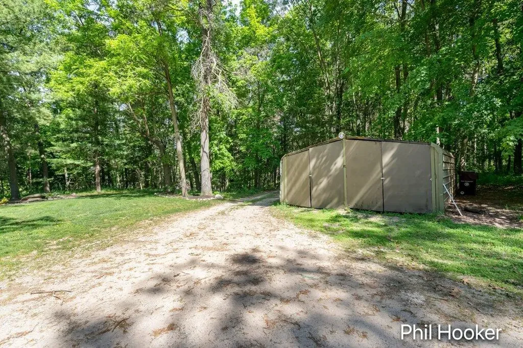 996 Prairie Creek Road Ionia Township MI 48846