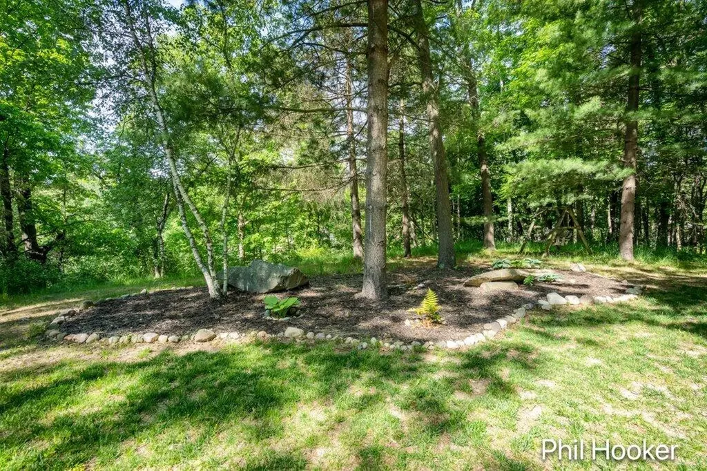 996 Prairie Creek Road Ionia Township MI 48846