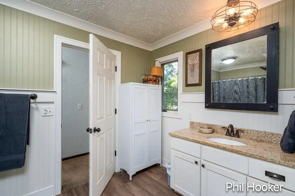 996 Prairie Creek Road Ionia Township MI 48846