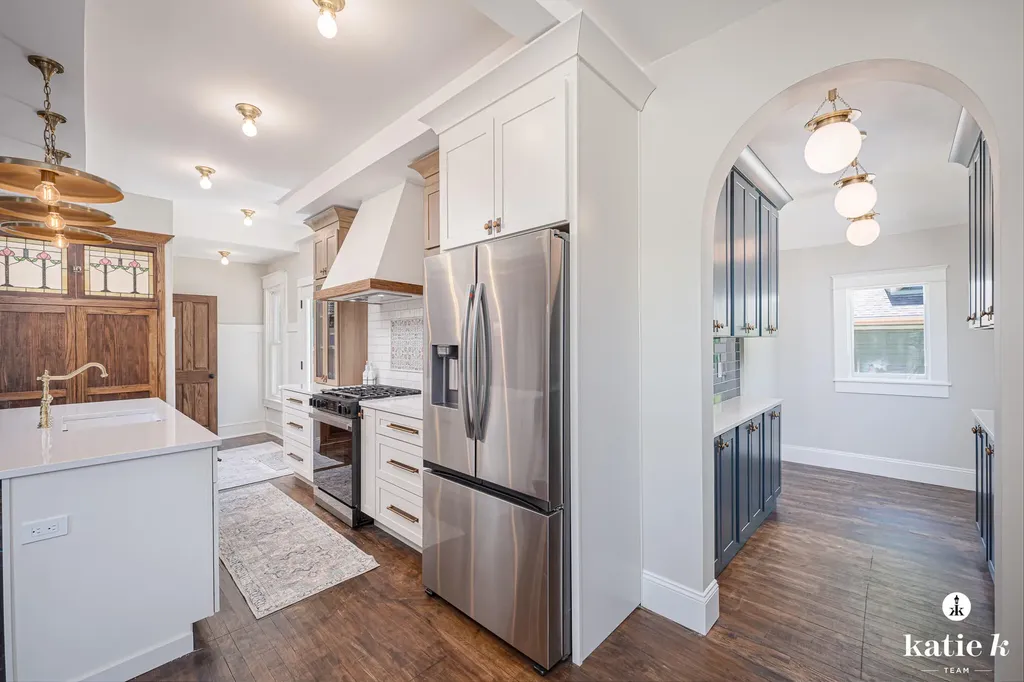 427 James Avenue SE Grand Rapids City MI 49503