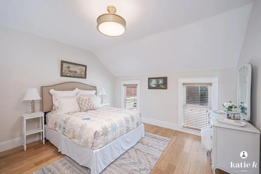 427 James Avenue SE Grand Rapids City MI 49503