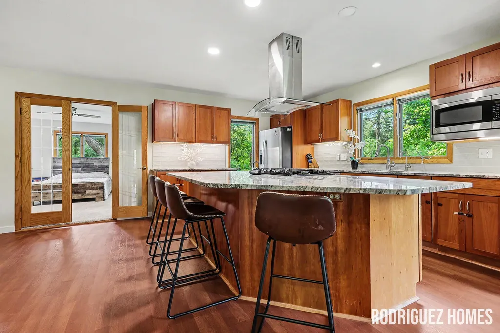 6271 Cascade Road SE Cascade Charter Township MI 49546