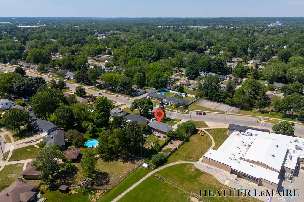 3706 Navaho Street SW Grandville City MI 49418
