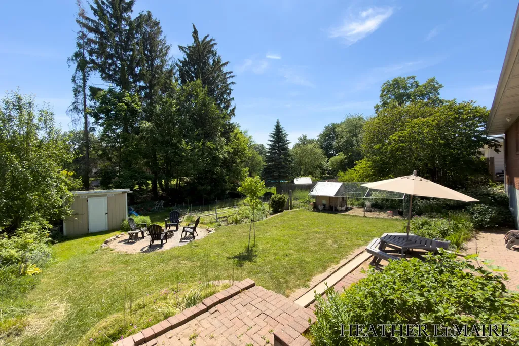 3706 Navaho Street SW Grandville City MI 49418