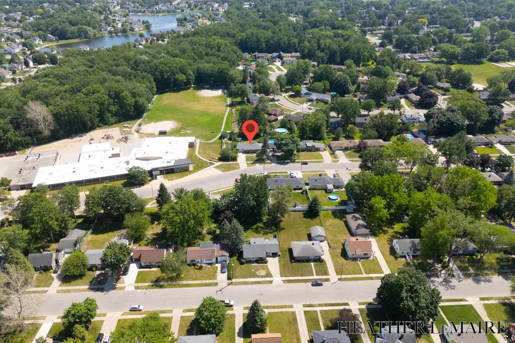 3706 Navaho Street SW Grandville City MI 49418