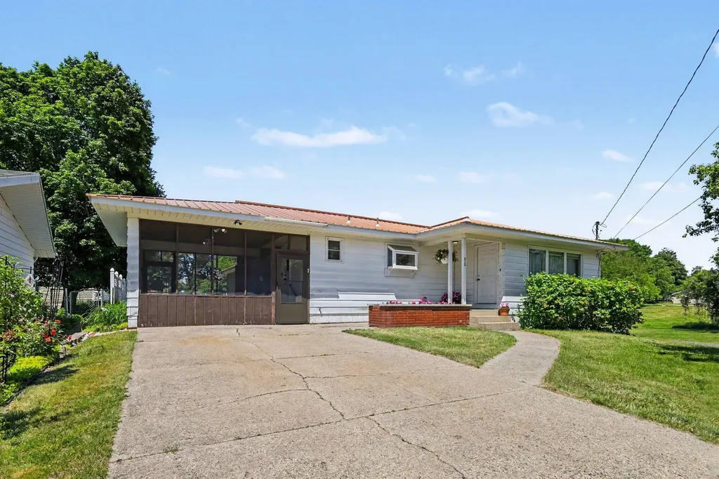 312 Cedar Street Wayland City MI 49348