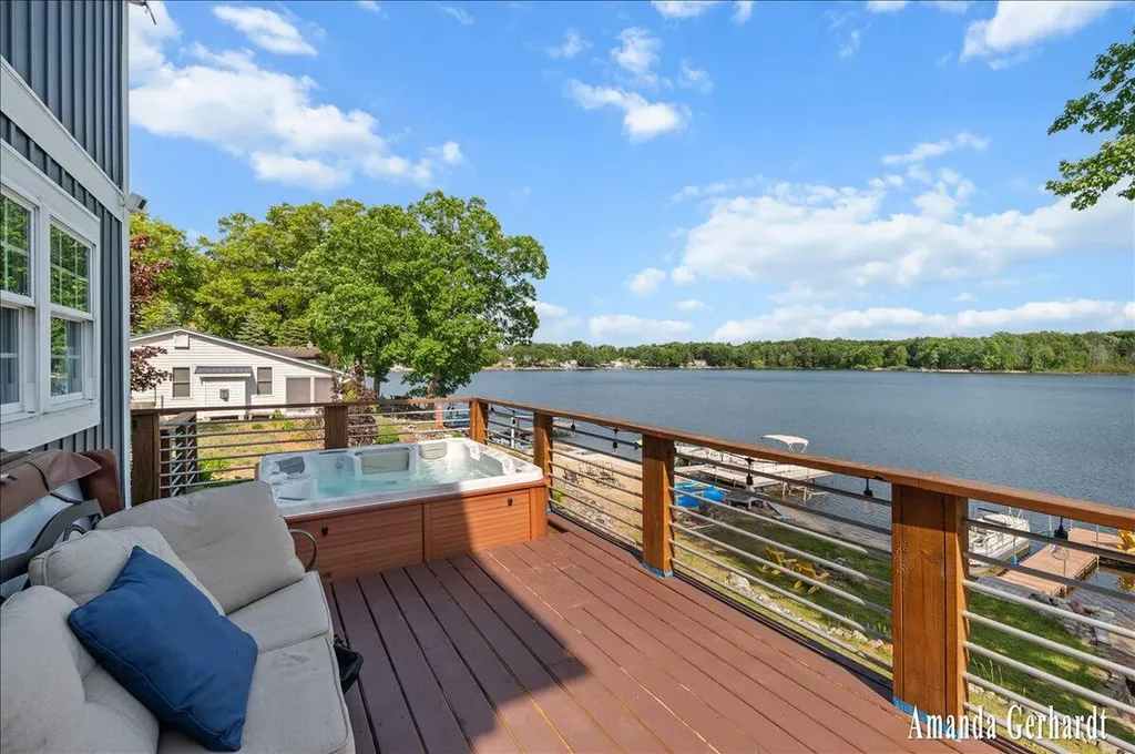 3691 Holiday Drive Montcalm Township MI 48838