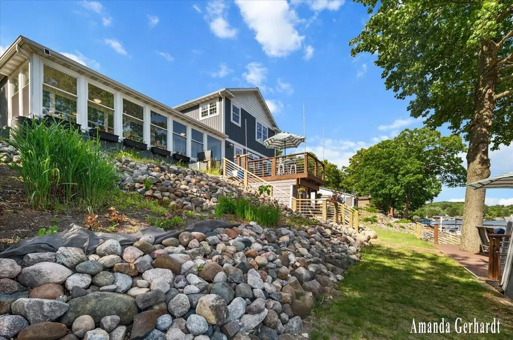 3691 Holiday Drive Montcalm Township MI 48838