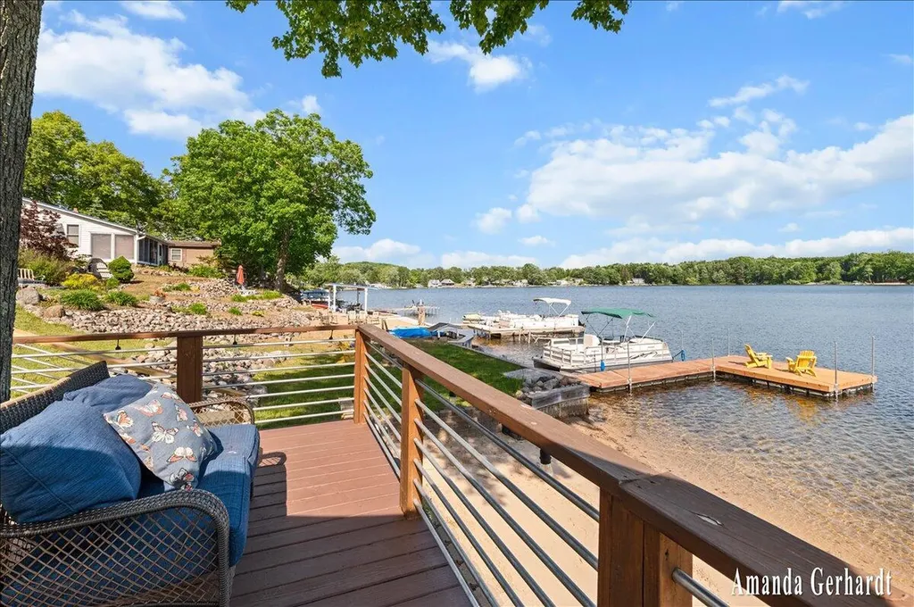 3691 Holiday Drive Montcalm Township MI 48838