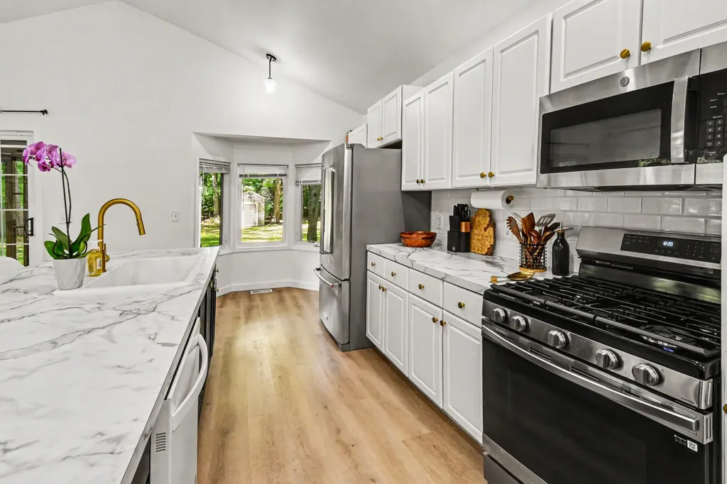 14275 Shiawassee Drive Grand Haven Charter Township MI 49417