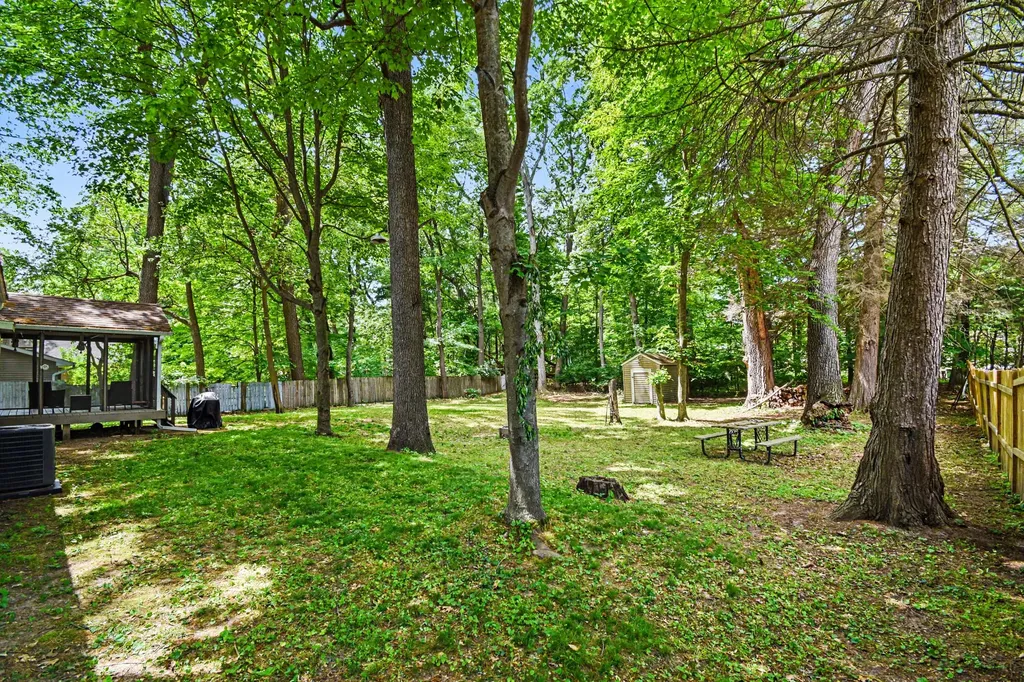 14275 Shiawassee Drive Grand Haven Charter Township MI 49417