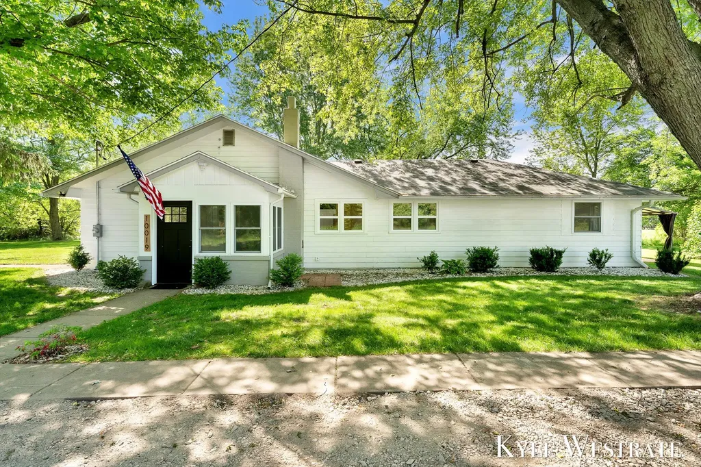 10019 10 Mile Road NE Oakfield Township MI 49341