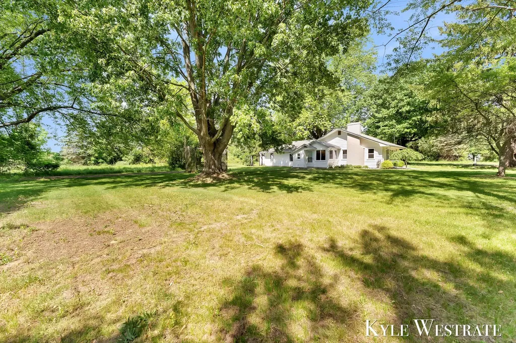 10019 10 Mile Road NE Oakfield Township MI 49341