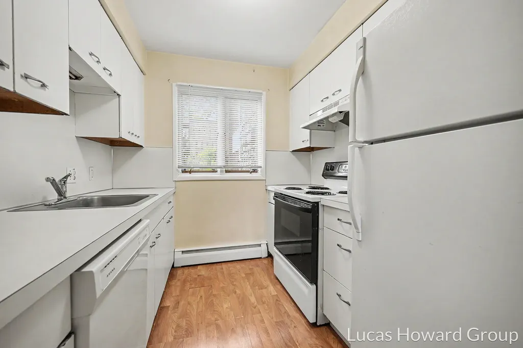 815 S Despelder Street Grand Haven City MI 49417