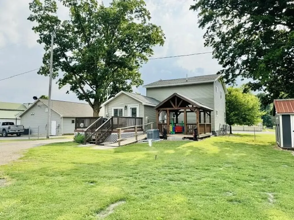 152 N Main Street Castleton Township MI 48897