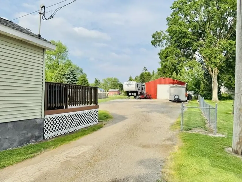 152 N Main Street Castleton Township MI 48897
